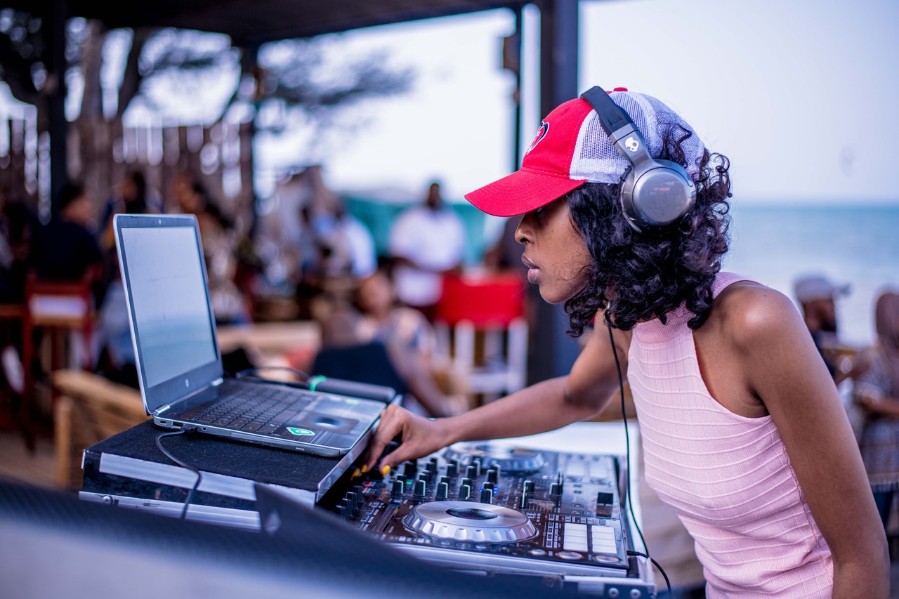 DJ woman